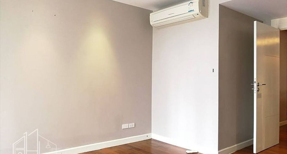Condo en alquiler y en venta de 3 habitaciones en Watthana, Bangkok