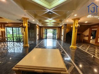 Casa en venta de 7 habitaciones en Pak Kret, Nonthaburi