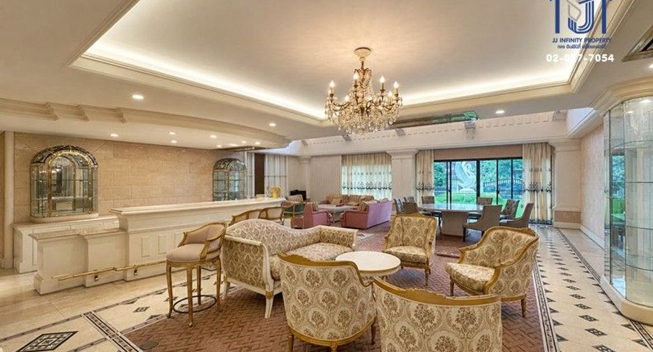Casa en venta de 7 habitaciones en Pak Kret, Nonthaburi