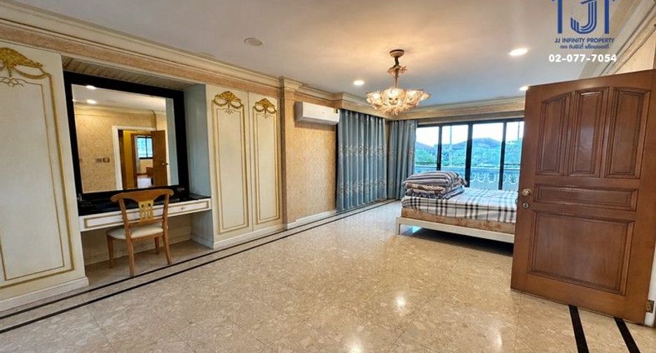 Casa en venta de 7 habitaciones en Pak Kret, Nonthaburi