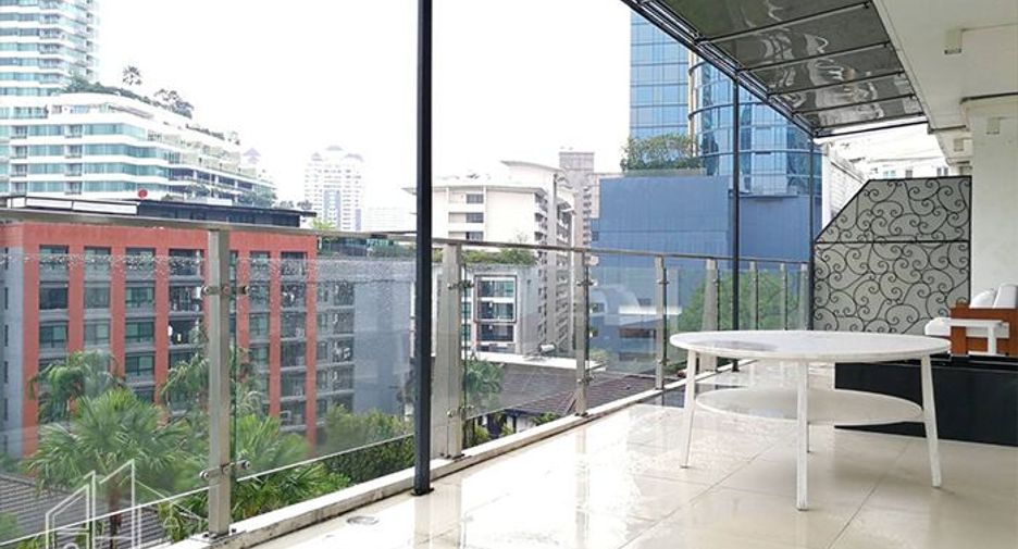 ให้เช่า 4 ห้องนอน คอนโด ใน วัฒนา, กรุงเทพฯ