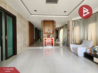 For sale 3 bedrooms house in Taling Chan, Bangkok