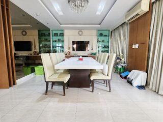 For sale 3 bedrooms house in Taling Chan, Bangkok
