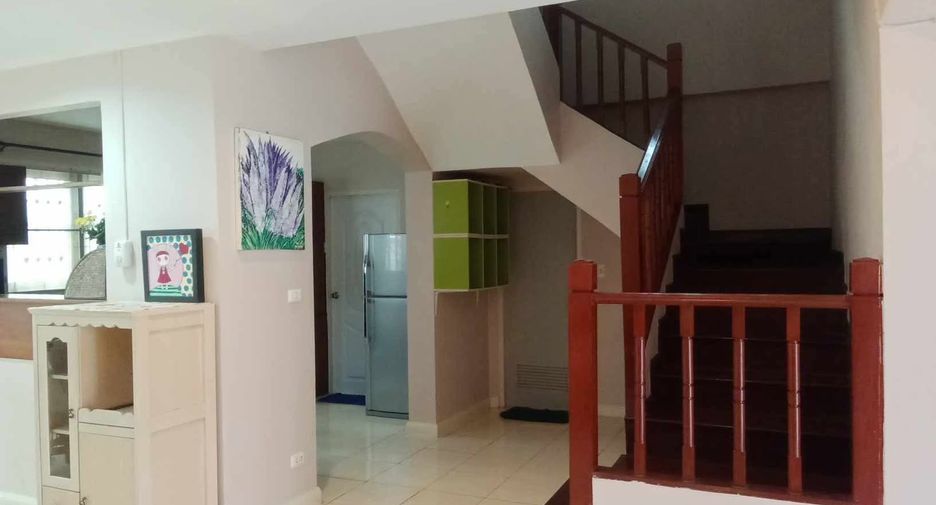 For rent and for sale 3 bedrooms house in Jomtien, Pattaya
