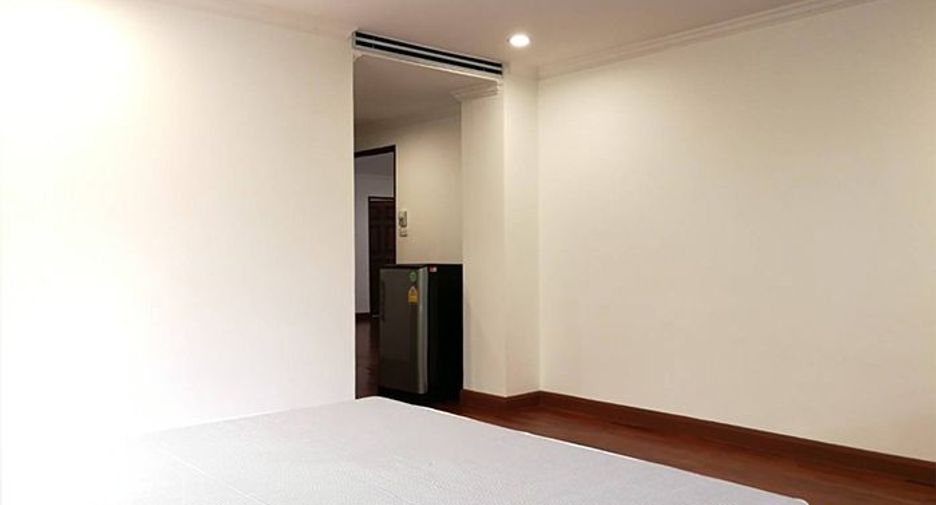 À louer 2 chambres condo à Watthana, Bangkok