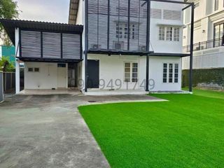 Haus zur Miete mit 4 Zimmer in Khan Na Yao, Bangkok