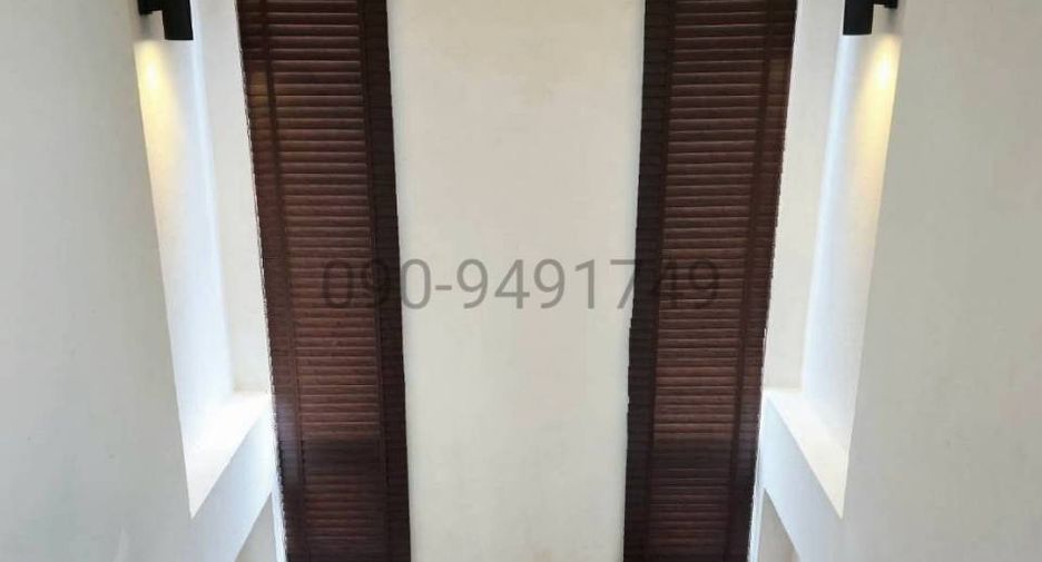Haus zur Miete mit 4 Zimmer in Khan Na Yao, Bangkok