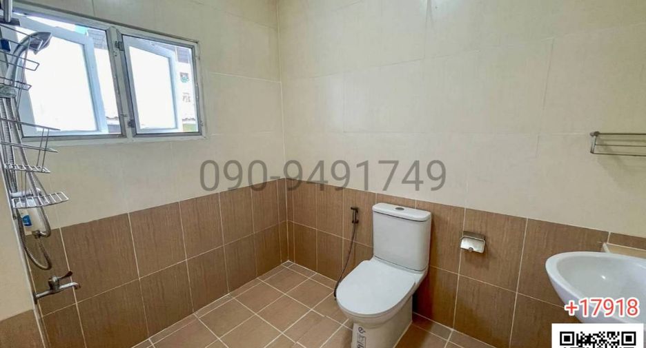 Haus zur Miete mit 4 Zimmer in Khan Na Yao, Bangkok
