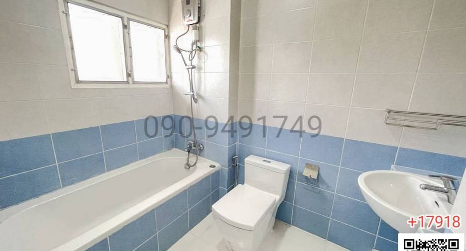 Haus zur Miete mit 4 Zimmer in Khan Na Yao, Bangkok