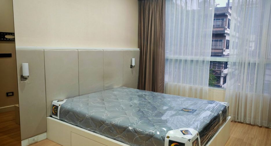 Condo en venta de 2 habitaciones en Phra Khanong, Bangkok