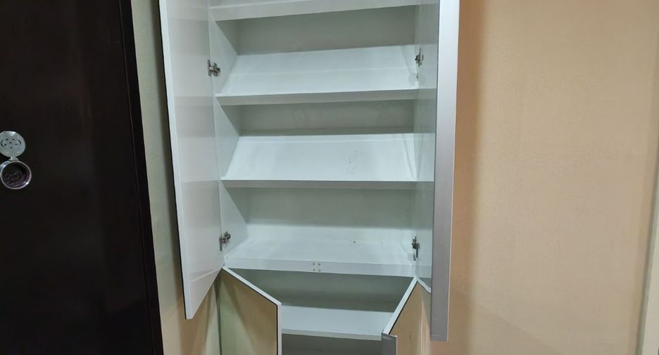 Condo en venta de 2 habitaciones en Phra Khanong, Bangkok