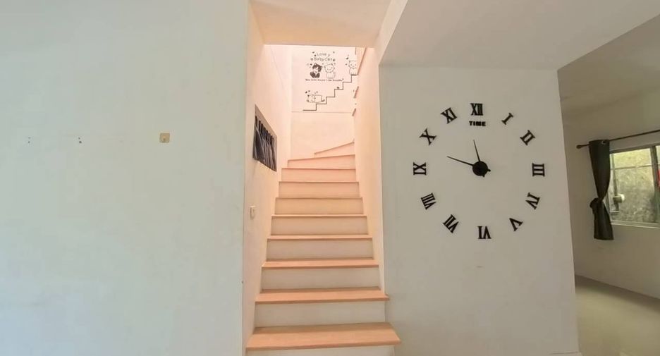 For sale 3 bedrooms townhouse in Mueang Samut Prakan, Samut Prakan