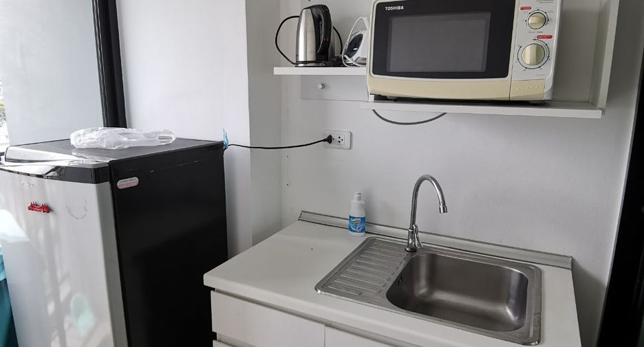 À vendre 1 chambre condo à Bang Na, Bangkok