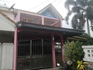 For sale 3 bedrooms house in Bang Khae, Bangkok