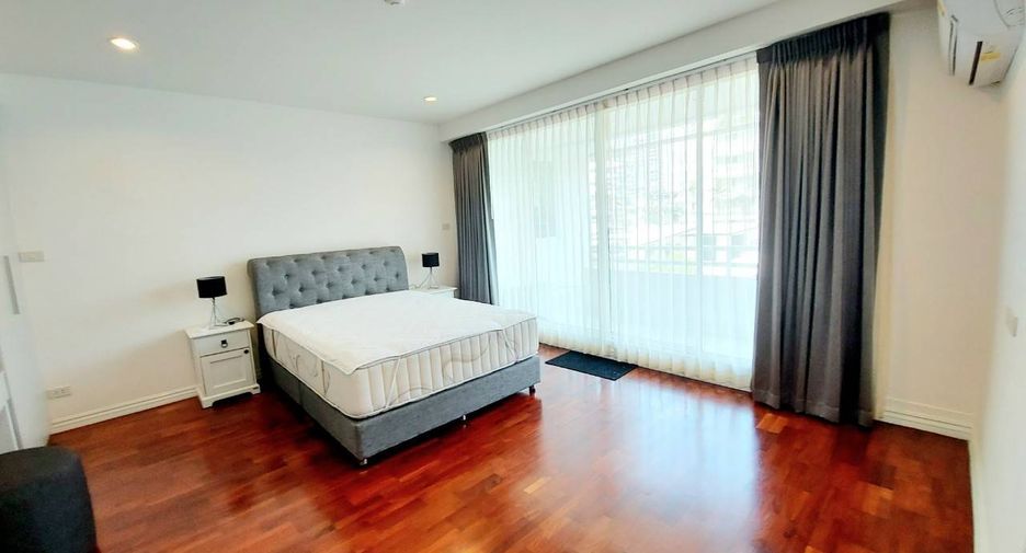 À louer 3 chambres condo à Watthana, Bangkok