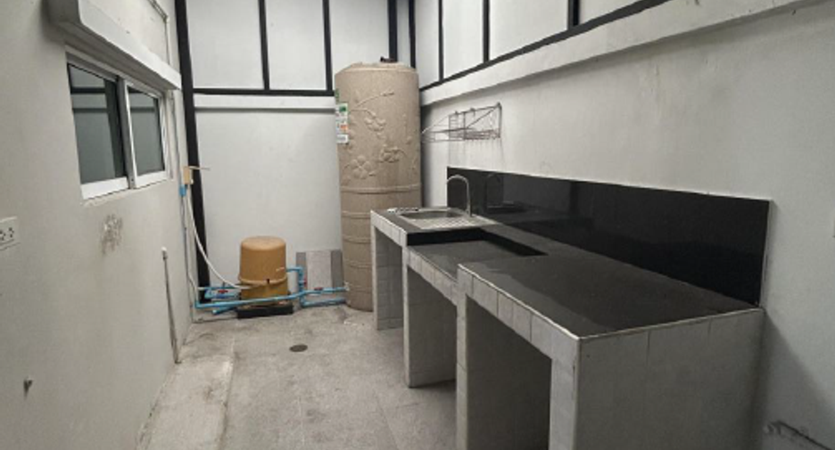 ขาย 2 ห้องนอน ทาวน์เฮ้าส์ ใน บางแค, กรุงเทพฯ