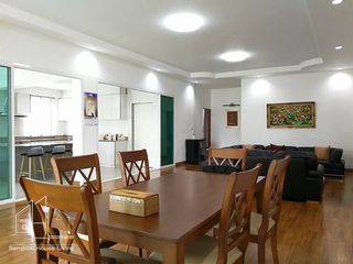 Apartamento en alquiler de 3 habitaciones en Watthana, Bangkok