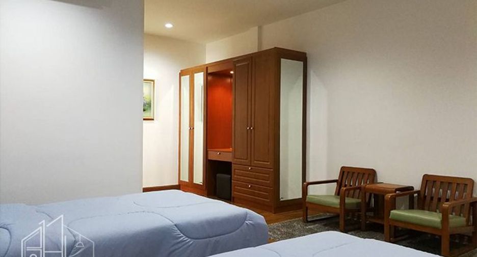 À louer 3 chambres appartement à Watthana, Bangkok