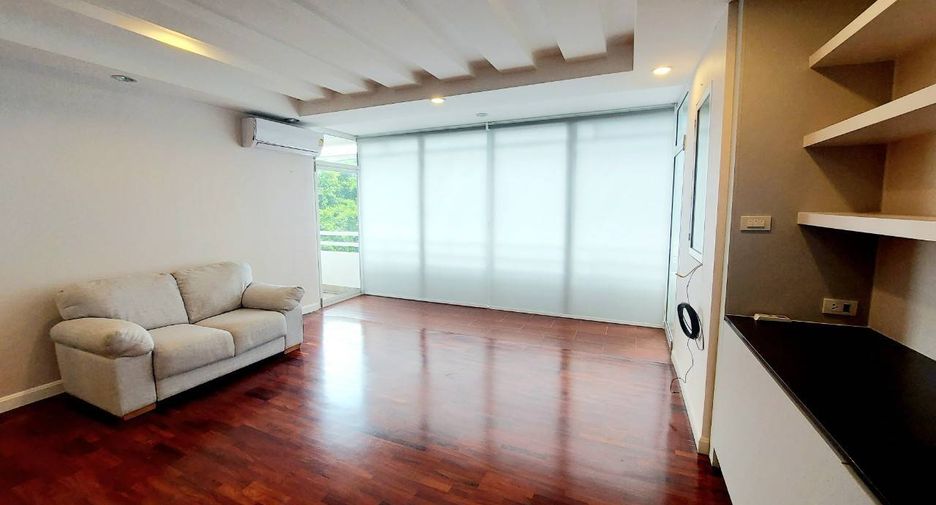 À louer 4 chambres condo à Watthana, Bangkok