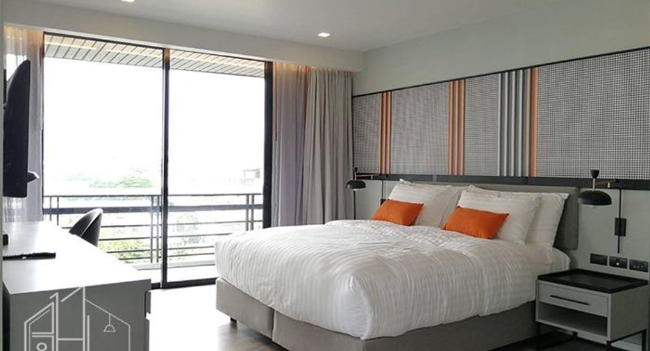 Condo en alquiler de 3 habitaciones en Watthana, Bangkok