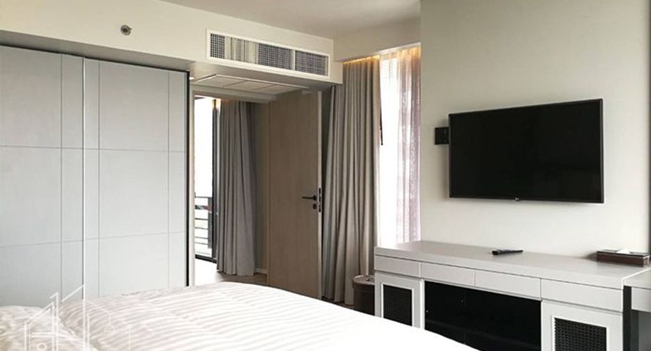 Condo en alquiler de 3 habitaciones en Watthana, Bangkok