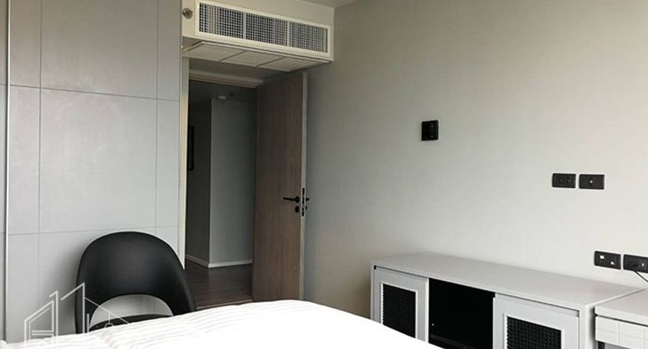 Condo en alquiler de 3 habitaciones en Watthana, Bangkok