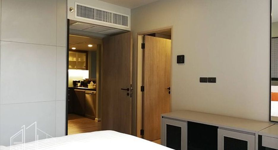 À louer 2 chambres condo à Watthana, Bangkok