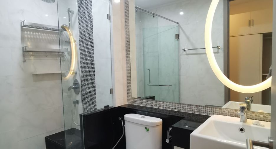 For rent 2 ベッドルーム condo in Watthana, Bangkok
