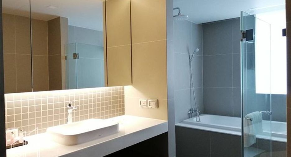 À louer 2 chambres appartement à Watthana, Bangkok