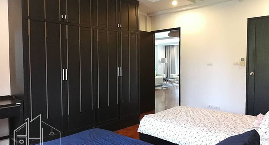 À louer 3 chambres appartement à Watthana, Bangkok