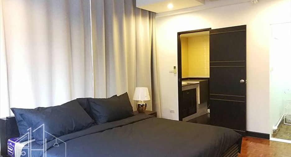 À louer 3 chambres appartement à Watthana, Bangkok