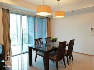 À louer 2 chambres appartement à Watthana, Bangkok
