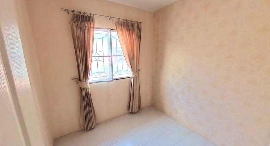 Casa adosada en venta de 3 habitaciones en Mueang Samut Prakan, Samut Prakan