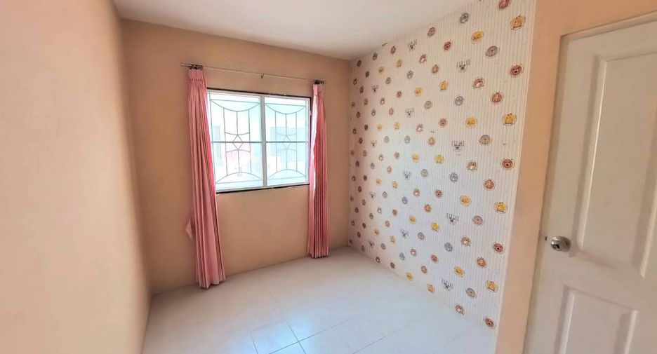 Casa adosada en venta de 3 habitaciones en Mueang Samut Prakan, Samut Prakan