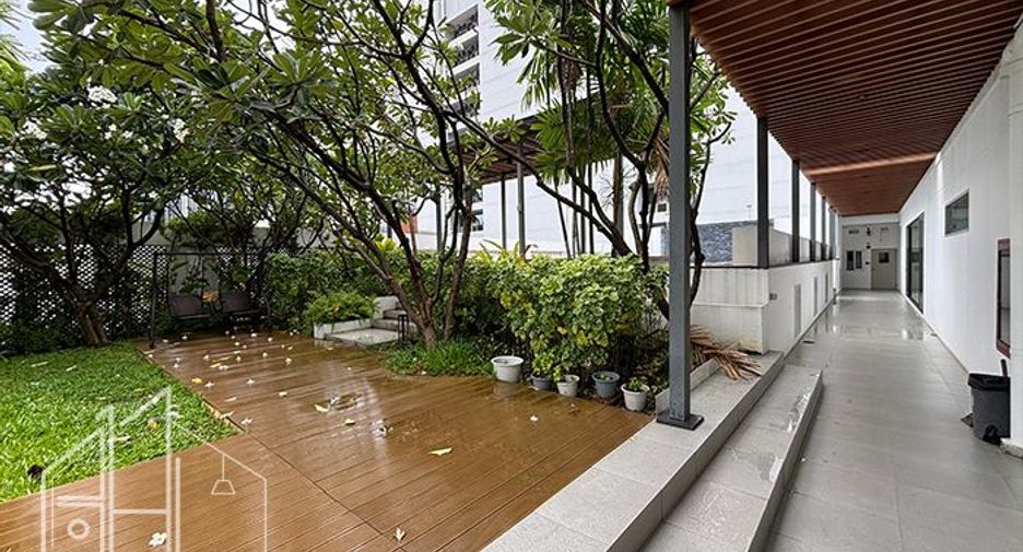 À louer 3 chambres appartement à Watthana, Bangkok