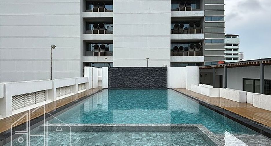 À louer 3 chambres appartement à Watthana, Bangkok