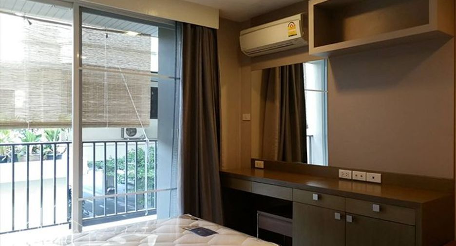 À louer 2 chambres condo à Watthana, Bangkok