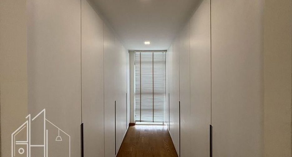 À louer 3 chambres condo 