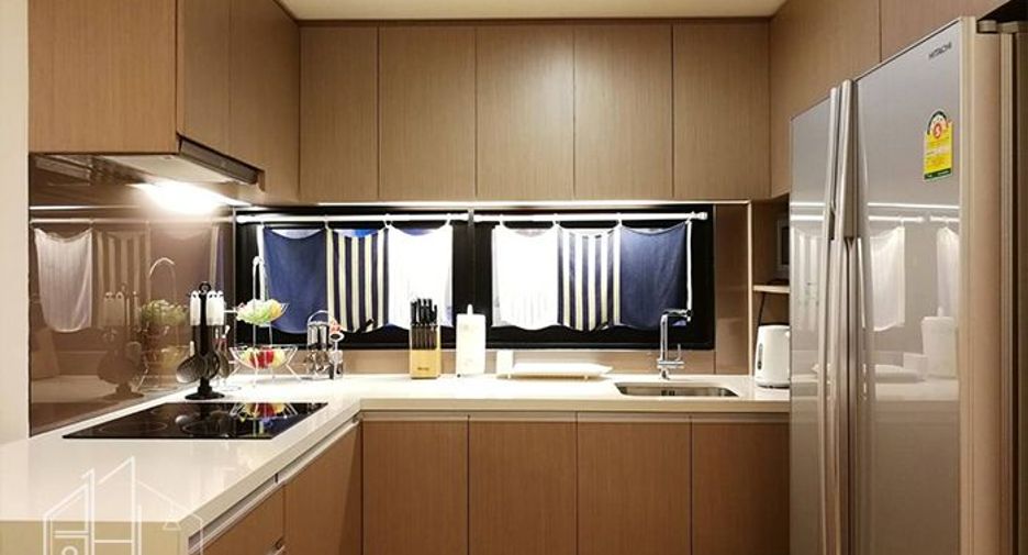 Wohnung zur Miete mit 2 Zimmer in Khlong Toei, Bangkok