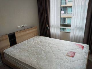 Wohnung zur Miete mit 1 Zimmer in Huai Khwang, Bangkok