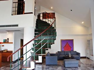 出租 4 卧室 公寓式住宅 在 Watthana, 曼谷