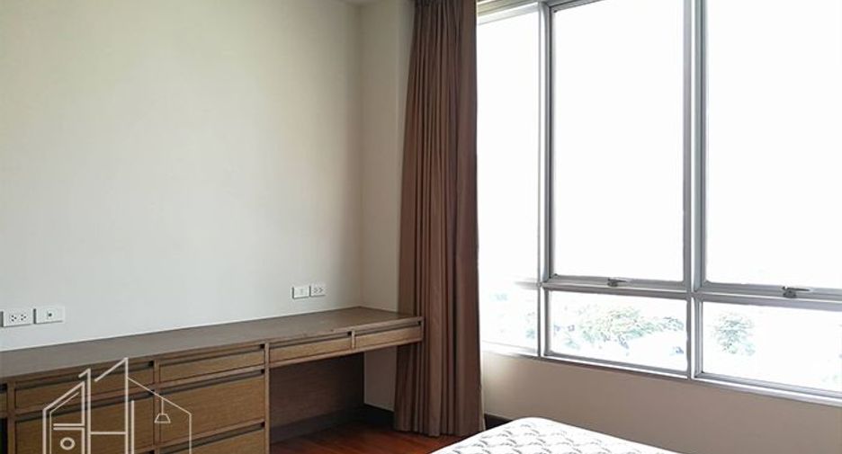 Apartamento en alquiler de 3 habitaciones en Watthana, Bangkok