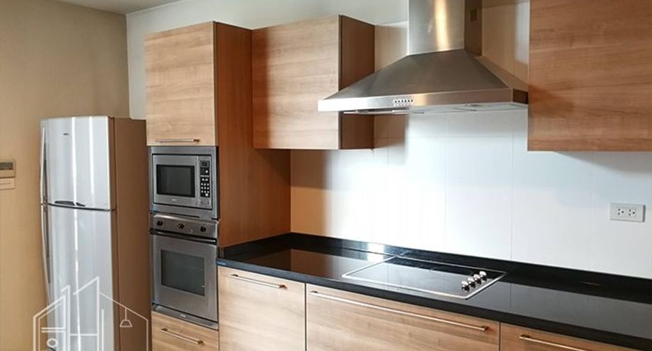 Apartamento en alquiler de 3 habitaciones en Watthana, Bangkok
