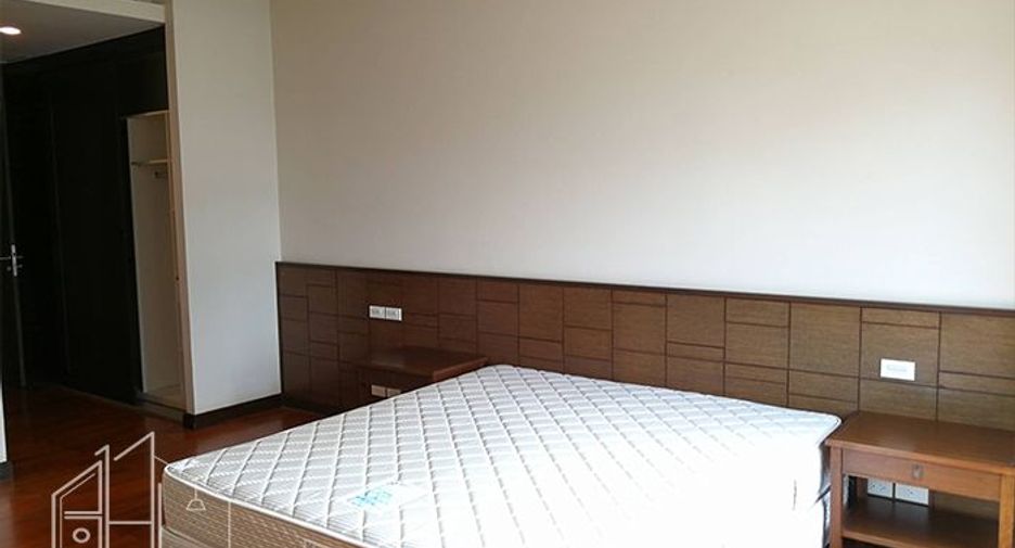 Apartamento en alquiler de 3 habitaciones en Watthana, Bangkok