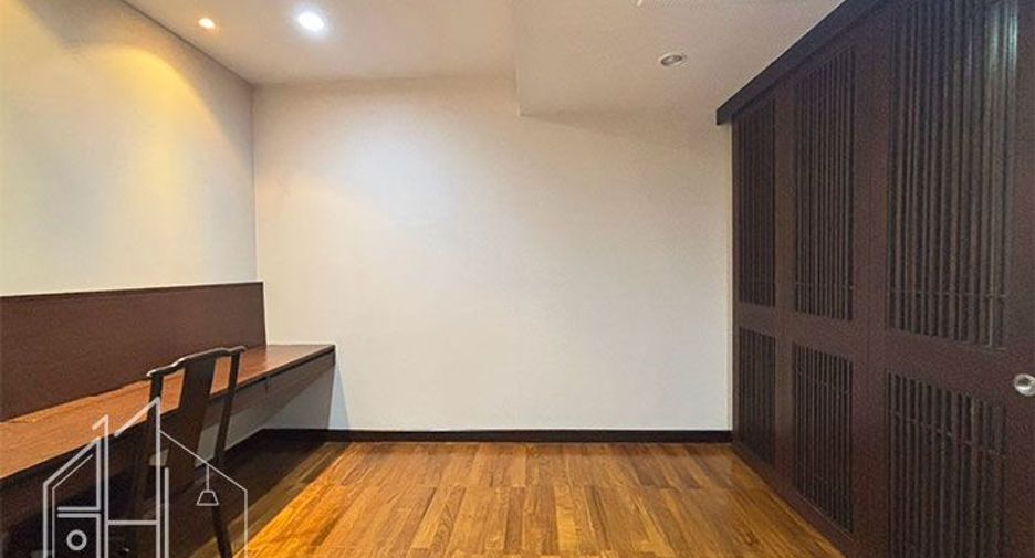 À louer 3 chambres condo à Watthana, Bangkok