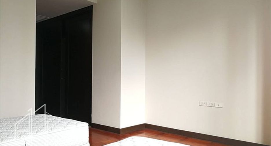Apartamento en alquiler de 2 habitaciones en Watthana, Bangkok