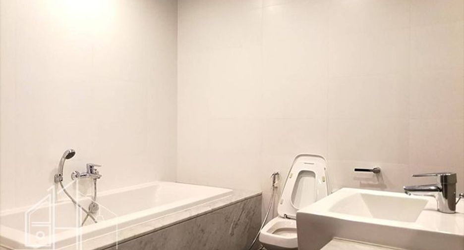 Apartamento en alquiler de 2 habitaciones en Watthana, Bangkok