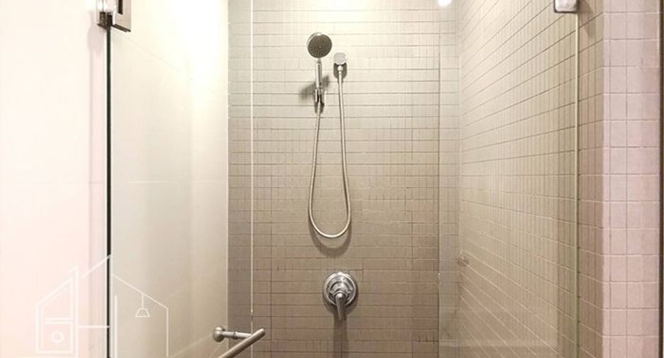 Apartamento en alquiler de 2 habitaciones en Watthana, Bangkok
