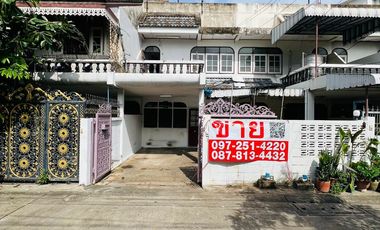 Casa adosada en venta de 3 habitaciones en Mueang Nonthaburi, Nonthaburi