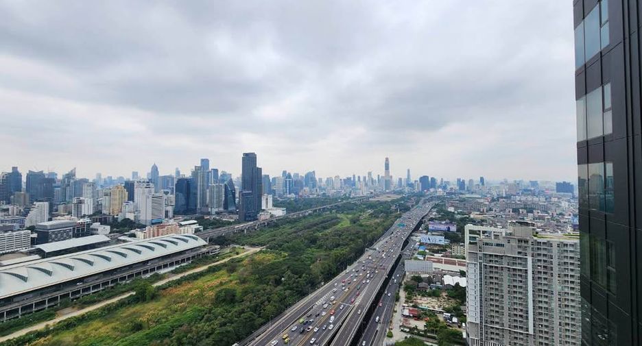 Wohnung zur Miete mit 1 Zimmer in Huai Khwang, Bangkok